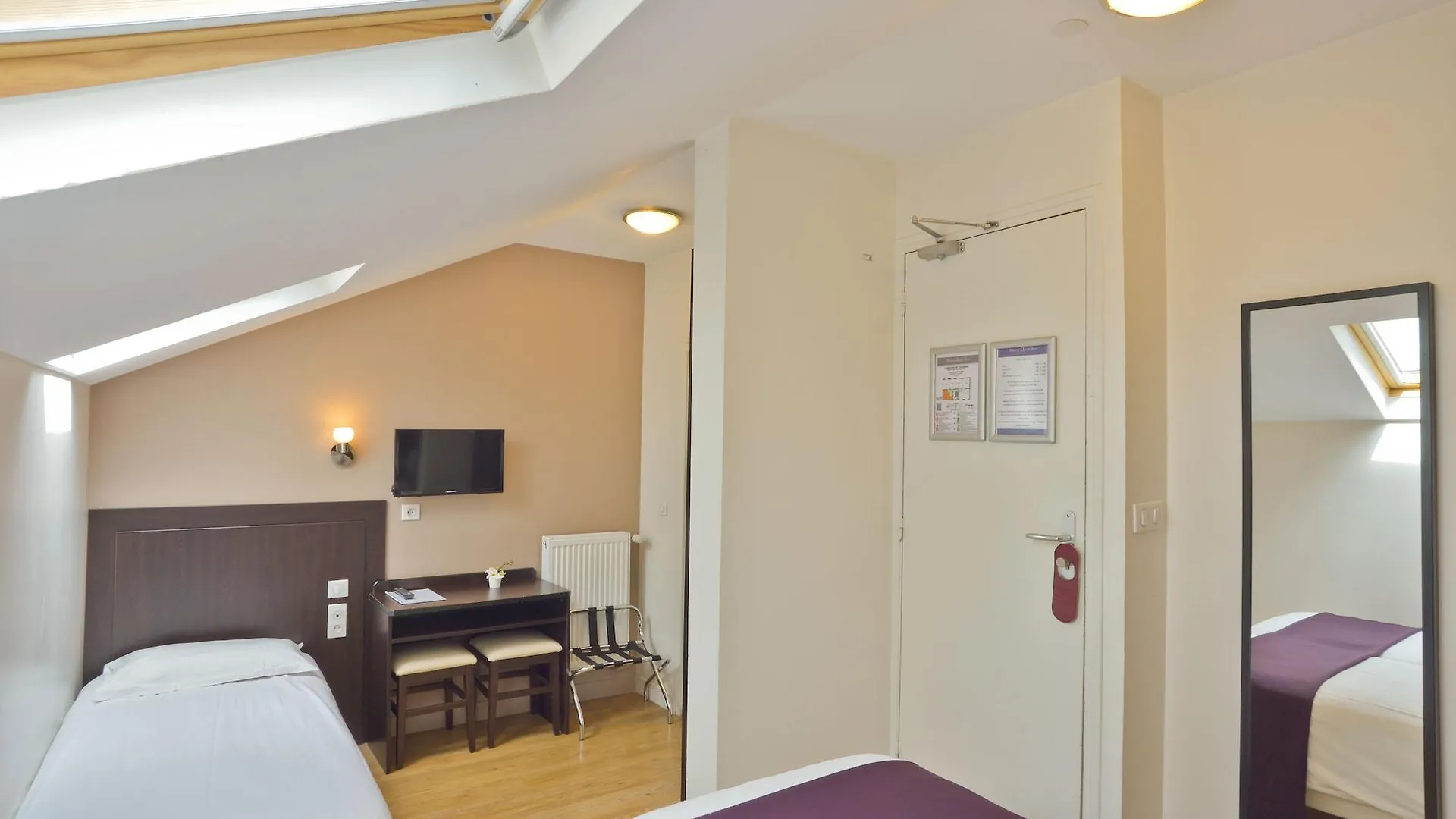 Du Quai De Seine Hotell 2*