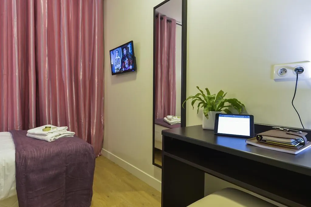 Hotell Du Quai De Seine Paris